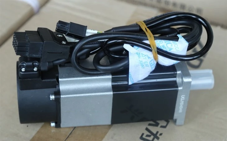 Enkoder absolutny-16bitowego serwosilnika o mocy 750 W